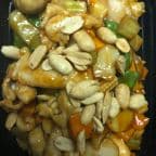 Best Kung Poo Chicken w. Peanuts in Crozet, VA